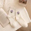 Frauen Socken Niedlich Für Männer Koreanische Weiß Nerz Samt Süße Dicke Warme Winter Boden Japanischen Casual Schlaf frauen