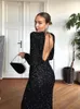 Robes sexy urbaines mode robe longue à paillettes noires brillantes pour femmes dos nu à manches longues femme élégante soirée de fête de Noël 231208