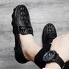 Elbise ayakkabıları erkek somunlar gerçek deri İtalyan sürüş gündelik marka loafer erkekler püskül kayış mokasenlerde büyük boyut 38 47 231208