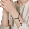 Braccialetti con ciondoli Bracciale con perline a forma di stella cava Ciondolo crocifisso regolabile Catene a mano Perle d'imitazione Gioielli da polso per le donne Ragazze