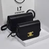 Legal Copy Deisgner Celinss Väskor online -butik Hong Kong Handväska Kvinnor 2023 Ny triumfal båge Box Tofu Bag Cowhide Liten fyrkantig äkta läder en axel crossbo