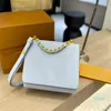 Bolsos de hombro de tela vaquera con giro de diseñador para mujer, bolso de mano con cadena clásica de cuero, elegante, con espalda esférica y ondulación de agua