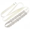 Silver Sparkly Rhinestones Brudbälte för bröllopsklänning Fashion White Ribbon Women Sash för midja Brudtillbehör Gift Cl3032