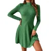 Vestidos casuales Vestido de cintura elegante acanalado de punto para mujeres otoño invierno color sólido medio cuello alto manga larga mini slim fit