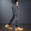 Herrenhosen CUMUKKIYP Slim Fit Casual Für Männer Elastische Lange Hose Mit Geradem Bein Und Faux-Kuh-Stil