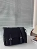 クラシックナイロンメッセンジャーバッグメンズクロスボディバッグ高級デザイナーバッグ女性ショルダーバッグファッションブラックハンドバッグ財布