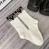 Damen-Socken, 1 Paar, Liebe für dünne Baumwolle, hohl, mittlere Röhre, trendige Outwear, vielseitige Socke, bequem und atmungsaktiv