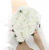 Decoratieve bloemen bruidsboeket witte PE Rose bruids bruidsmeisje satijnen lint decor handgemaakte posy parel strass plant blad wijnstok