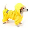 Vêtements pour chiens Casual Pet Dog Rain Coat Chiot Vêtements Chat Raincoat Veste imperméable Vêtements de pluie en plein air Hood Apparel Combinaison Fournitures pour animaux de compagnie Chien 231207