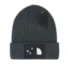 Masowe czapki z czapką mody mężczyzn i kobiety ochrona wiatrakowej czapki wełny jesień i zima Wysoka jakość ciepłej bzdrynowej czapki Penny F-11