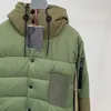 Chaqueta de plumón de diseñador de alta gama para hombre, abrigo de esquí de lujo cálido y grueso con costura artesanal, material de plumón de pato blanco, invierno
