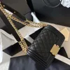 2024 Clássico Diamante Acolchoado Le Boy Flap Bolsa Luxo Ombro Crossbody Bolsas Silvergoldh Ardwarec Hainb Agw Omens Quareh Andbagso Utdoors Acochep Uchanne