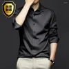 Camisas de vestir para hombres Camisa para hombres de negocios Casual Blusas de lujo ligeras Camisa Masculina Blusas de verano de alta calidad Ropa Camisas De Hombre