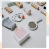 Beauty Fashion Girls Play Play Kid Make up Beautiful Makeup Set Tairdressing Simulation Toy Wooden Toy للأطفال