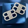 Donia Jewelry Luxury Earrings 유럽 및 미국 패션 더블 레터 티타늄 미세 감도 지르콘 크리에이티브 디자이너 귀걸이 선물 상자.