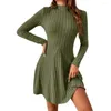 Vestidos casuales Vestido de cintura elegante acanalado de punto para mujeres otoño invierno color sólido medio cuello alto manga larga mini slim fit