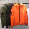 Jaquetas de grife Emblemas Zipper Stone Outerwear Malha Metal Nylon Macacão Camisa Jaqueta Oxford Respirável Po D Atacado 2 Peças 10% Dicount