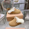 Chunky Platform Shearling tofflor päls clogs kvinnor märke muller designer vinterskor tjock botten mocka päls fluffig glid loafer inomhus mule sherpa varm sneaker