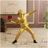 Dekorativa objekt figurer hartstatyer SCPTURES Banksy Flower Thrower Staty Bomber Home Decoration Moderna ornament Figur Otsgx