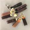 2022SS Keychains Buckle lovers Car Handmade Leather Keychains Men and Women bag Pendant Fashion Accessories168i