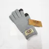 перчатки бейсбольные перчатки UGH дизайнерские внешняя торговля новые мужские водонепроницаемые езда плюс бархатные термофитнес мотоцикл зима для мужчин Ms.холодная погода бокс AAA58