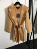 Cappotto di lana soprabito firmato da donna Felpa con cappuccio a maniche lunghe Giacca di lana Giacca a vento cintura design fodera in vita Cappotto LOGO dicembre 07 Nuovo