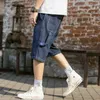 Jeans masculinos japoneses escuros shorts de jeans azuis escuros homens verão novo clássico calças casuais clássicas cintura elástica de jeans curtos retos mais tamanho 42L231208