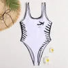 Maillot de bain une pièce d'été Vacances à la plage Plage Soleil natation sport Séduction sexy maillot de bain blanc pur Lettres complètes Vêtements de marque imprimés skis bikini de mode