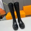 2024 Botas de desenhista Botas de renda de alta qualidade Homens Mulheres Botas de couro real meia bota estilo clássico sapatos inverno outono botas de neve de lona de nylon bota de tornozelo 35-41