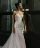 Robe de mariée exquise détachable sans manches pour mariée paillettes dentelle sans bretelles tulle spaghetti appliques florales 3D tendance à lacets dos nu