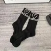 Damen-Socken, 1 Paar, Liebe für dünne Baumwolle, hohl, mittlere Röhre, trendige Outwear, vielseitige Socke, bequem und atmungsaktiv