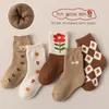 Chaussettes pour enfants 5 paires de chaussettes pour enfants en pur coton automne hiver épaissi Terry dessin animé Terry-loop bonneterie garçons filles garder au chaud chaussettes 1-12 ans 231207