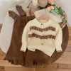 Kledingsets Meisjes Truien Winter Herfst Gebreid Vest broek Warme Kinderen Kinderen Tops Past Koreaanse Herfst Baby Meisje Kleding 231207