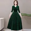 Casual Dresses Women Dress Velvet Big Swing kjol Floral Mönster V Neck Spring Elegant Long Wedding Kvinnlig Robe Ladies Vestidos