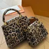 Bolsos de diseñador para mujer Bolsos cruzados Cuero de vaca Litchi Stria Correa para el hombro desmontable Leopardo Mango de cuero genuino Bolsos de mano para mujer