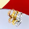 Klassiker Luxusdesigner Ohrring Gold Diamond Hengst Ohrring Paar Ohrringe Titanium Stahl Frauen lieben Ohrring Mode Weihnachtsgeschenk