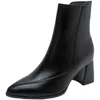 Botas primavera e outono estilo britânico botas femininas finas e finas dedo apontado fino zíper lateral preto botas nuas femininas 231207
