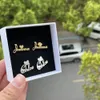 Hoop Huggie Duoying Custom Name Earring Stud와 함께 하트 개인화 된 18K 골드 문자 명판 스터드 어린이를위한 SASINLESS Steel Jewelry 231208