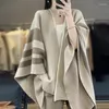 Kobiety Jesienne i zimowe wełniane wełniane szalik szalik Dopasowanie kolorów retro Cashmere Cloak na ciepłym swetrze