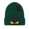 Designer Brand Men's Beanie Hat Women's Autumn and Winter Small Fragrance Style New Warm Fashion Knitted Hat V-11