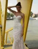 Robe de mariée exquise détachable sans manches pour mariée paillettes dentelle sans bretelles tulle spaghetti appliques florales 3D tendance à lacets dos nu