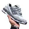 Running Shoes 2024 Designer الشوفان الخرسانة البحرية الصلب SboSidian Gray Cream White Black Ivy Outdoor Trail Sneakers Size 36-45