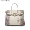 Himalaya Crocodile Handväska Tygväskor Nile Crocodile Skin Singer Star Women's Bag 2024 Kvinnors mångsidiga avslappnade handväska Himalayan White Platinum Bag HBXJ