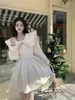 Casual klänningar franska flicka långärmad veckad klänning för kvinnor höst och vinter plysch tjock päls krage korta kvinnliga kläder