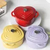 Fornos holandeses 10cm em forma de coração vermelho forno holandês pequeno pote de ferro fundido esmaltado com tampa panela caçarola acessórios de cozinha ferramentas de cozinha 231207