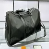 Designer Bolsa de Nylon Duffle de grande capacidade UNissex Comerce de grande capacidade Viajar Knapsack Bag Black Sports Pacote portátil 156q