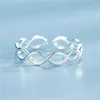 Cluster anneaux Ventfille Silver Color Ring tressé pour les femmes Girl Girl Gift Rhombus Bijoux en gros