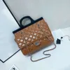 Borse a tracolla di marca da donna di design di alta qualità Borsa a tracolla classica in pelle di vitello Borsa aristocratica con colletto bianco da donna alla moda