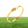 Designer -Marken -Armbänder Frauen Bangle Luxus Designer Buchstabe Armband Kristall 18K Gold plattiert Edelstahl Hochzeitsliebhaber GIF1102962