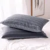 Oreillers de maternité taie d'oreiller en mousseline de coton taie d'oreiller entièrement recouverte de literie respirante de haute qualité 5075 cm une paire 231208